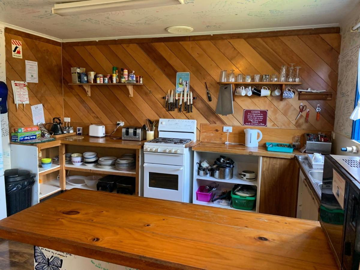 Strahan Backpackers Buitenkant foto
