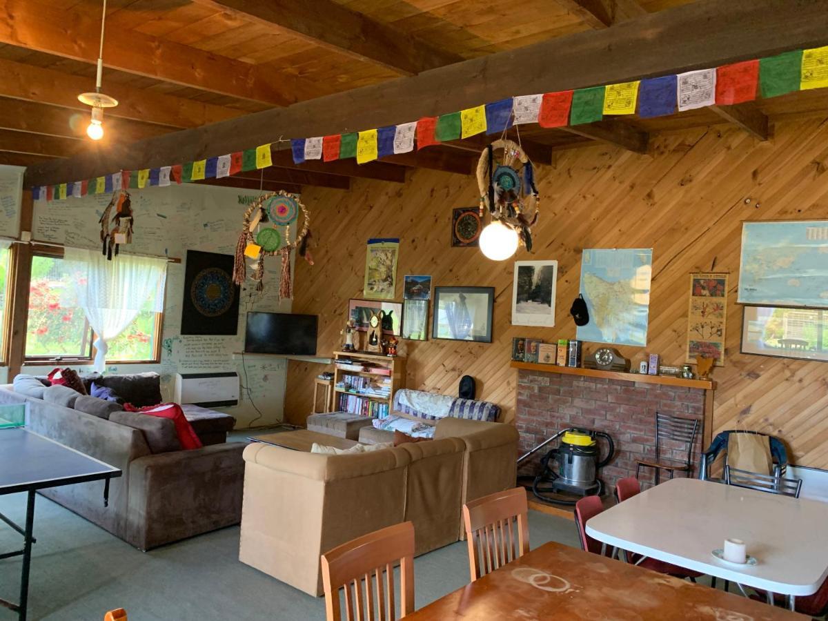 Strahan Backpackers Buitenkant foto