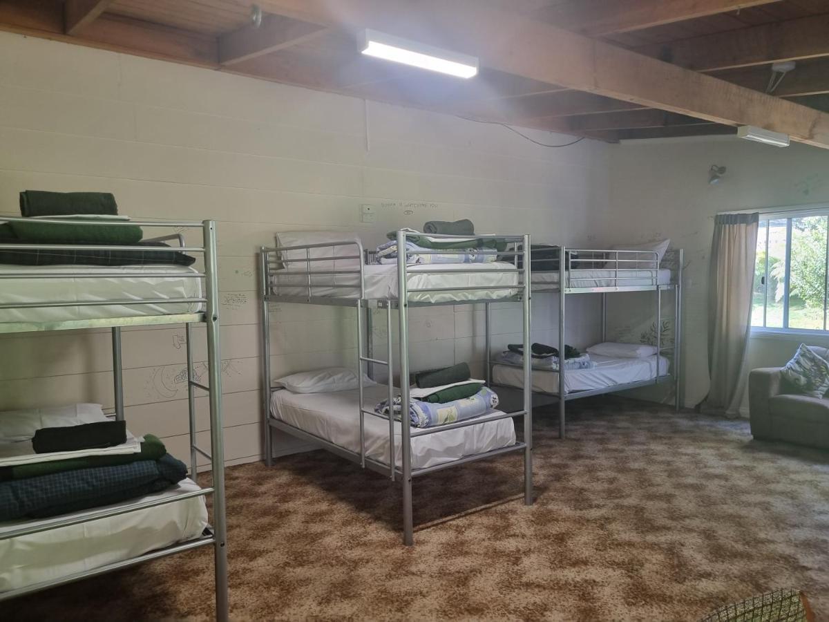 Strahan Backpackers Buitenkant foto