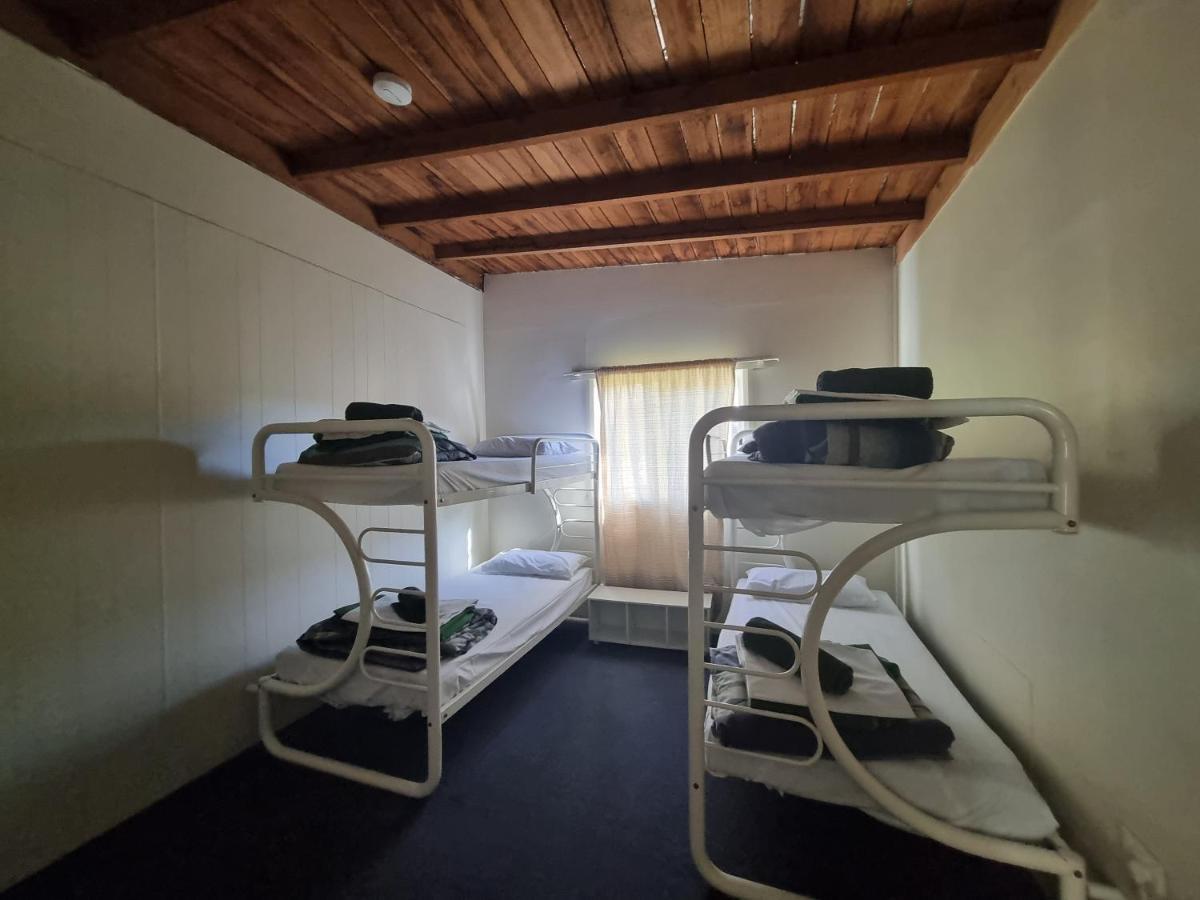 Strahan Backpackers Buitenkant foto