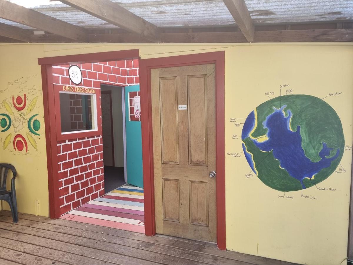 Strahan Backpackers Buitenkant foto